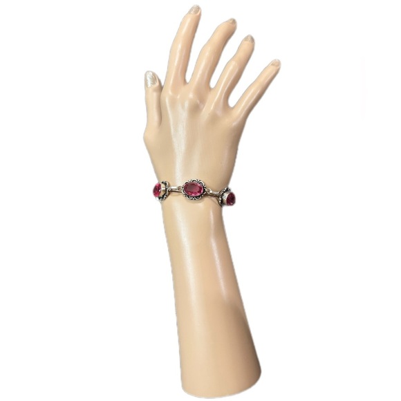 Jewelry - Elegant Silver and Pink Bracelet